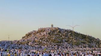 Jamaah Haji Indonesia Diberangkatkan Secara Bertahap ke Arafah Untuk Wukuf