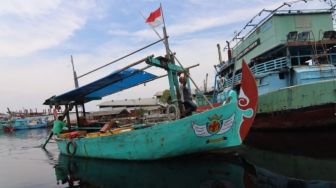 Nelayan Pekalongan Berhenti Melaut karena Cuaca Buruk, Bisa Bahayakan Keselamatan Jiwa
