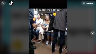 Emak-emak Ngamuk di KRL Lantaran Tidak Mau Dipanggil Nenek: Maunya Dipanggil Dedek