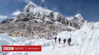 Gletser Gunung Everest Mencair, Nepal Hendak Relokasi Kamp Pendakian