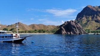 Pemda NTT Tertibkan Kapal Wisata yang Berlayar di Perairan Pulau Komodo