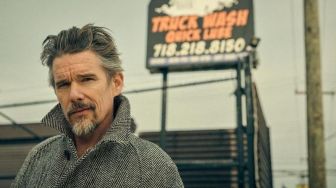 Jadi Penculik Anak-anak, Ethan Hawke Cerita Perannya di Film Thriller The Black Phone