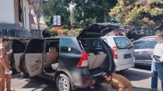 Lima Mobil Dinas Belum Dikembalikan Mantan Pejabat, Sudah Ada yang Dipanggil Polisi