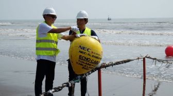 XL Axiata Gelar Kabel Bawah Laut Hingga ke Tanjung Pakis