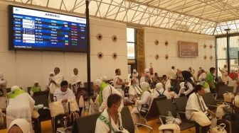 Disambut Suka Cita, Kloter Pamungkas Jemaah Haji 2022 Tiba di Bandara Jeddah