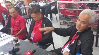 Di Rakernas PDI Perjuangan Ganjar Pranowo Sebut Hubungannya dengan Bambang Pacul Baik-baik Saja