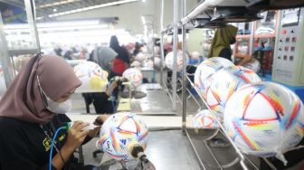 5 Fakta Menarik Al Rihla, Bola Piala Dunia yang Diproduksi di Madiun