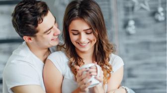 Contoh 25 Ucapan Hari Valentine 2023 untuk Istri, Agar Rumah Tangga Langgeng