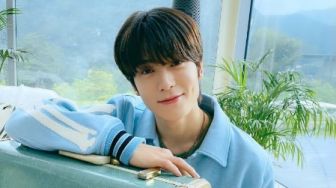 Tampan dan Baik Hati, Jaehyun NCT Bagi-bagi Hadiah Mahal Ini untuk Staf