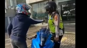 Fakta Baru Video Viral Polisi Tilang Pemotor yang Berada di Halaman Dealer Motor, Publik: Nah Kan, Sudah Kuduga