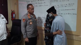 Mencuri HP Karena Ibu Sakit, Remaja di Palembang Dipercaya Jadi Marbot Masjid