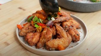 Resep Ayam Goreng Oseng Bawang, Bisa Jadi Inspirasi Menu Keluarga di Akhir Pekan