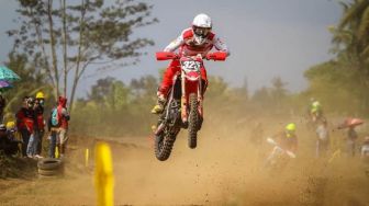 Bikin Bangga, Pebalap Indonesia Tampil di MXGP Samota