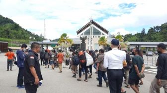 Bermasalah di Malaysia, Sebanyak 59 Pekerja Migran Indonesia Terpaksa Dipulangkan KJRI ke Tanah Air