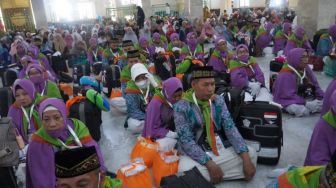 Bupati Banggai Lepas 113 Orang Jamaah Calon Haji