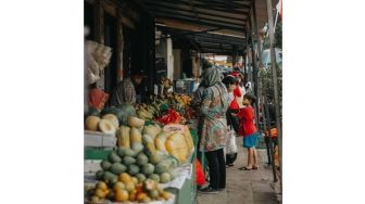 Pasar Tradisional Ini Dijamin Bikin Betah Belanja, Punya Pemandangan Indah nan Menawan