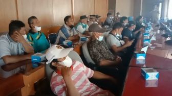 Tanah Diserobot Buat Bangun 2.300 Meter Jalan Desa, Warga Lampung Timur Ngadu ke Dewan