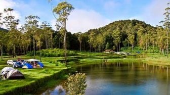 5 Rekomendasi Tempat Camping di Bandung, Bisa Hilangkan Penat Sejenak