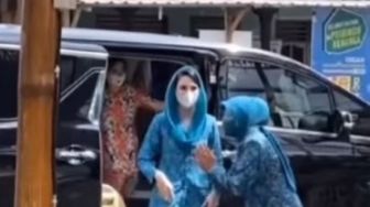 Arumi Bachsin Turun dari Mobil Dinilai Tak Hiraukan Sambutan, Videonya Tuai Perdebatan Publik