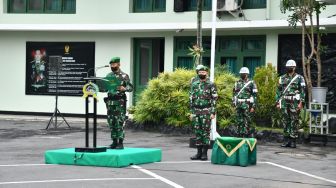 Upacara Bendera di Korem Baladhika Jaya Berjalan Khidmat