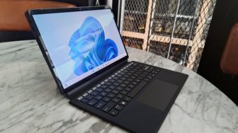 ASUS Vivobook 13 Slate OLED (T3300), Laptop Sekaligus Tablet Kekinian dengan Layar ASUS OLED