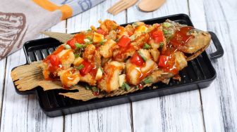 Resto Seafood Legendaris Ini Hadir dengan Konsep Baru, Ada Promo Pilih Tiga Menu Cuma Rp15 Ribu!