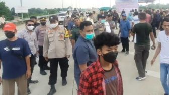 Aksi Blokade Tol Jatikarya Kembali Dilakukan Ahli Waris, Tuntut Duit Pembebasan Lahan yang Belum Dibayar