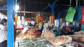 Pesona Pasar Seafood Pantai Kukup, Liburan Bonus Wisata Kuliner