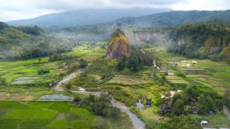 Deretan Lembah Indah di Sumatera Barat yang Wajib Dikunjungi