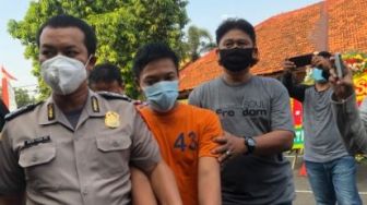 Pria Nekat Jambret HP di Tomang, Pelaku Ngaku Uang Hasil Kejahatan Buat Berobat Anak