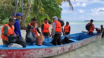 Delapan Awak KM Rizky Mulia Berhasil Dievakuasi, Mereka Dibawa ke Ambon untuk Mendapatkan Perawatan Medis