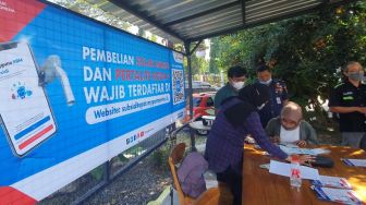 Bingung Daftar MyPertamina, Sejumlah Warga Penuhi Stan Konsultasi di SPBU Giwangan