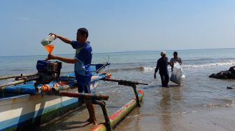 La Nyalla Ingatkan Pemerintah: Perhatikan Nasib Nelayan Kecil