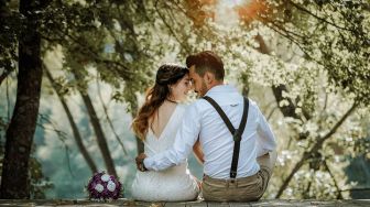 20 Ucapan Selamat Menikah untuk Mantan Pacar Menyentuh dan Bermakna