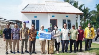 Korban Bencana Puting Beliung di Desa Kebintik Terima RTLH dari PT Timah