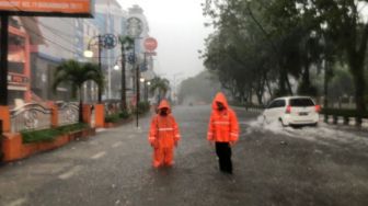 Banjarmasin Banjir karena Hujan dari Subuh, Warga Diminta Tingkatkan Kewaspadaan