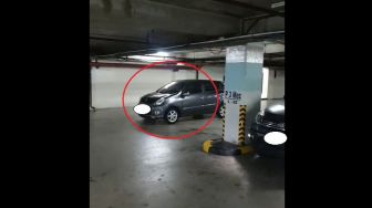 Viral Daihatsu Ayla Parkir Tak pada Tempatnya, Nangkring di Akses Keluar Masuk Mall