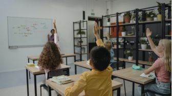 Ingin Jadi Siswa yang Aktif di Kelas? Ini 5 Hal yang Harus Kamu Lakukan!