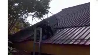 Insiden Paramotor Tersangkut Atap Sekolah Warnai Perayaan HUT Bhayangkara di Polres Kota Batu