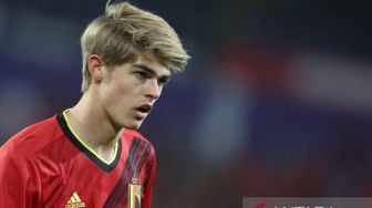 Demi Gabung AC Milan, Charles De Ketelaere Siap Potong Gaji