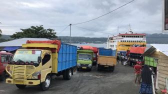 Resmi! Syahbandar Hentikan Pelayaran Antarpulau Galala Ambon - Namlea karena Cuaca Buruk