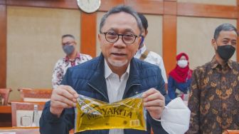 Menteri Perdagangan Zulkifli Hasan Klaim Harga Minyak Goreng Sudah Rp 14.000/Liter