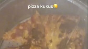 Tak Pakai Microwave, Ibu Ini Panaskan Pizza dengan Cara Dikukus