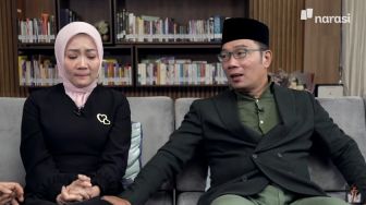 Tangis Atalia Ridwan Kamil Pecah Saat Nama Eril Hilang dari Kartu Keluarga: Kenapa Dihilangkan Pak!