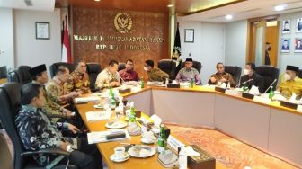 Selalu Dicurigai Ubah Masa Jabatan Presiden, MPR Akhirnya Sepakat Tak Lakukan Amandemen UUD Periode Ini