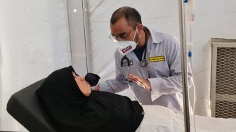Tips Cegah Masalah Pernapasan pada Jemaah Haji, Jangan Kendor Pakai Masker