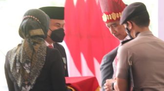 Sutan Riska Raih Penghargaan Satyalancana Wira Karya dari Presiden Jokowi, Kepala Daerah Satu-satunya dari Sumbar