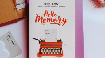 Ulasan Buku 'Hello Memory': Kisah Cinta Remaja yang Rumit