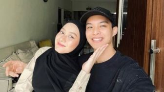 Dinda Hauw dan Rey Mbayang Rayakan Anniversary Pernikahan di Hari Raya Idul Adha