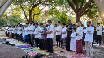 Tak Terlihat saat Salat Idul Adha di Masjid Balai Kota Solo, Gibran Dikabarkan Lagi di Luar Negeri